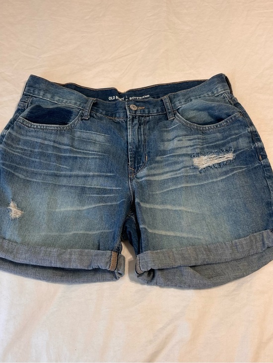 Old Navy Pants - Old Navy Boyfriend Denim Distressed Cuffed Shorts Women's 8 Regular